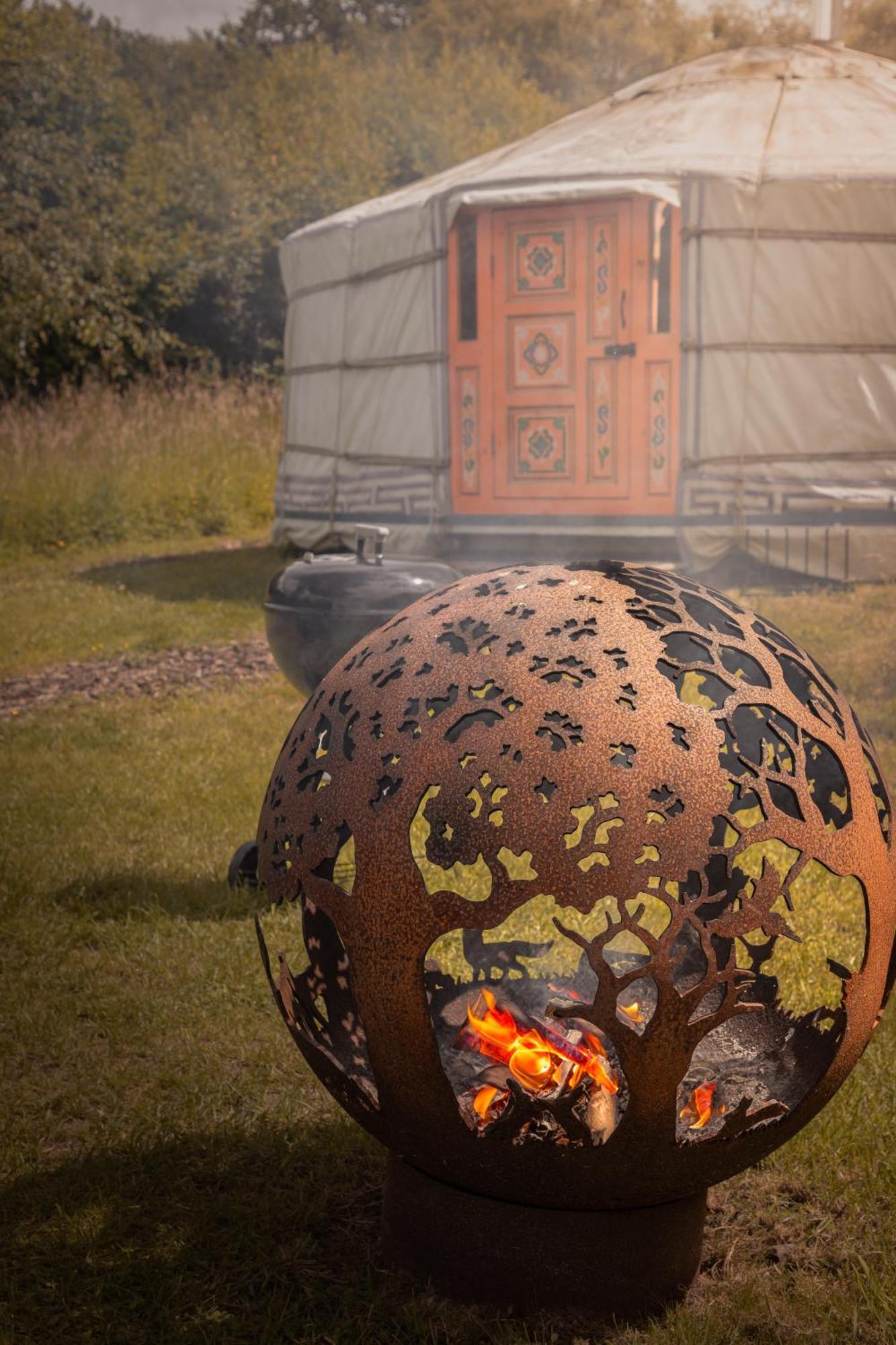 מלון אמנפורד Gilfach Gower Farm Luxury Yurt With Hot Tub מראה חיצוני תמונה